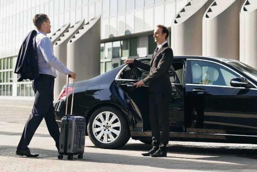 Transfer aeroport București